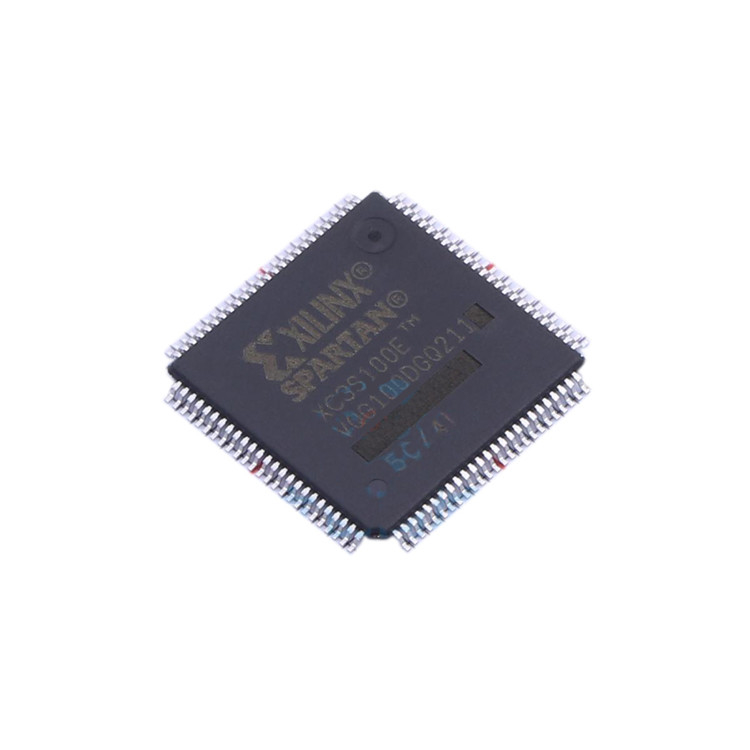 (در انبار) XC3S100E-4VQG100I 100-VQFP (14x14) مدار مجتمع IC FPGA 66 I/O 100VQFP